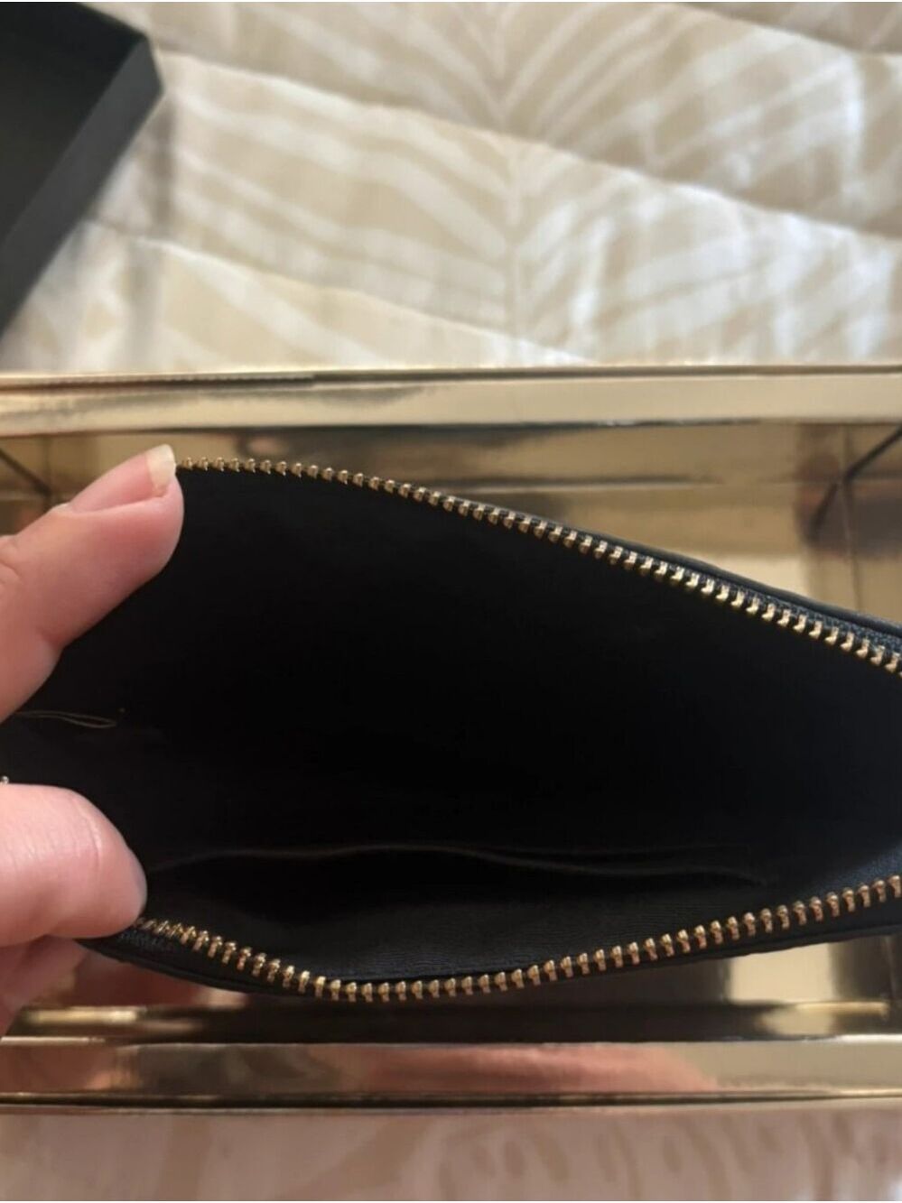 NWOT Coach Black Embossed Patent Leather Wristlet with Gold Logo - Picture 4 of 6